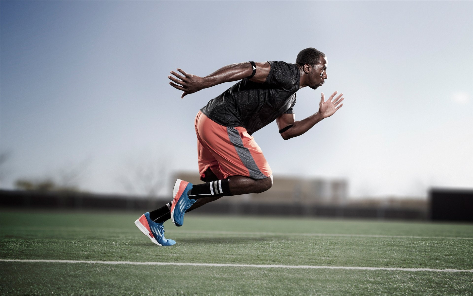 黄喜灿闪耀诺坎普,挪威狂胜巴萨背后的亚洲风暴